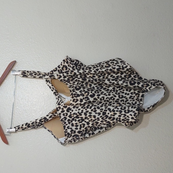 NEW WITHOUT TAGS OLD NAVY LEOPARD ONE PIECE SWIMSUIT 4X PLUS - Picture 6 of 9